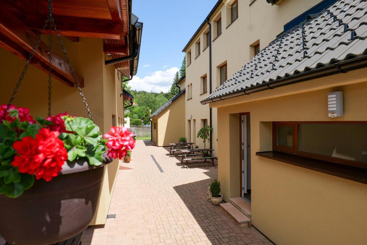 Apartamento Miraka Lipno nad Vltavou Exterior foto